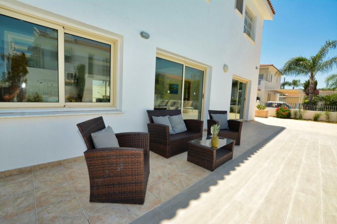 Blue Sea Villa Protaras Exterior photo
