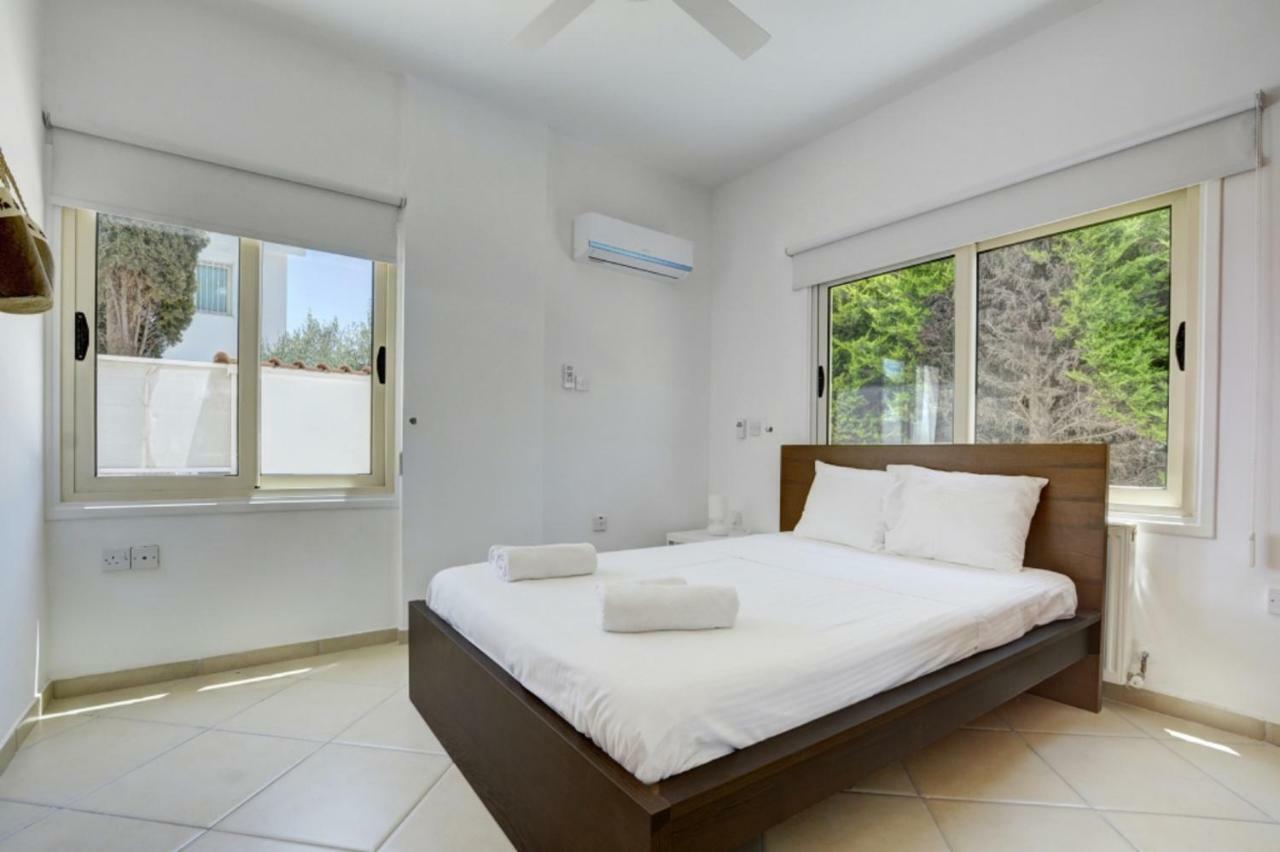 Blue Sea Villa Protaras Exterior photo